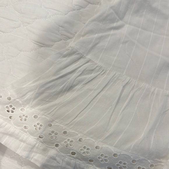 LOFT Women's White Sleeveless Top - Picture 4 of 8